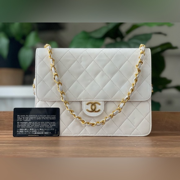 Authentic Vintage Chanel Matelasse lambskin Half Flap Bag - Picture 1 of 8